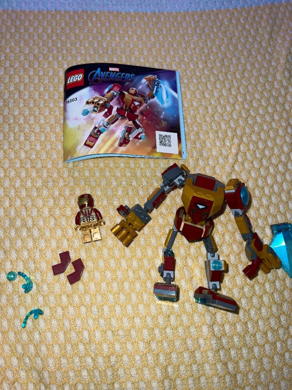 LEGO Marvel Avengers Iron Man Mech Armor Set 76203 Minifigure & Manual